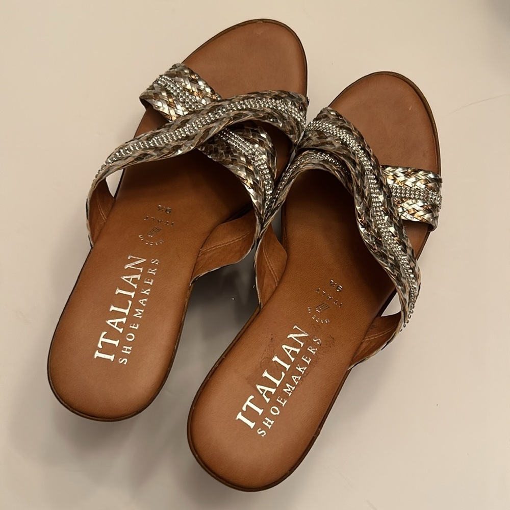 Italian Shoemakers gorgeous strappy slide heeled sandals